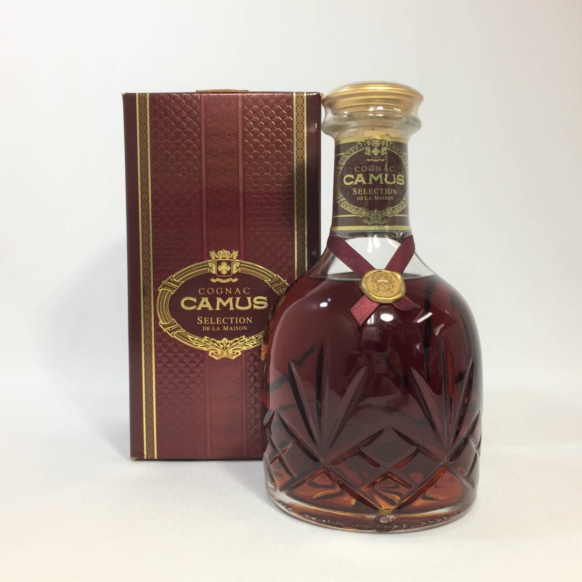 CAMUS（カミュ）セレクション デ ラ メゾン 40％ 700ml 箱付 カミュ CAMUS セレクション SELECTION デ ラ メゾン DE LA MAISON