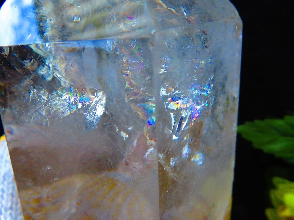 ☆超迫力☆天然水晶☆ヒマラヤ産☆高透明☆虹入り☆100A六角柱☆超巨大