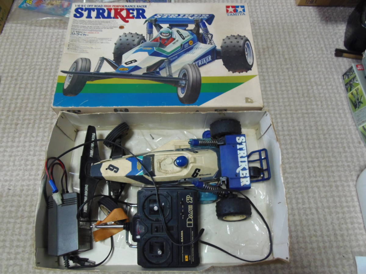 ジャンク扱い】タミヤ RCカー ストライカー充電器、プロポ付き 現状 
