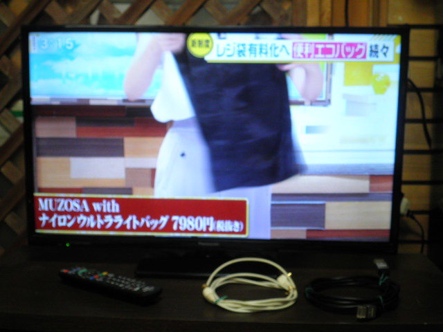 【人気，人気セール】 Panasonic/パナソニック 液晶テレビ VIERA ビエラ 32型液晶テレビ TH-32D305 2017年(液晶)｜売買されたオークション情報、yahooの商品情報をアーカイブ公開 - オークファン 液晶