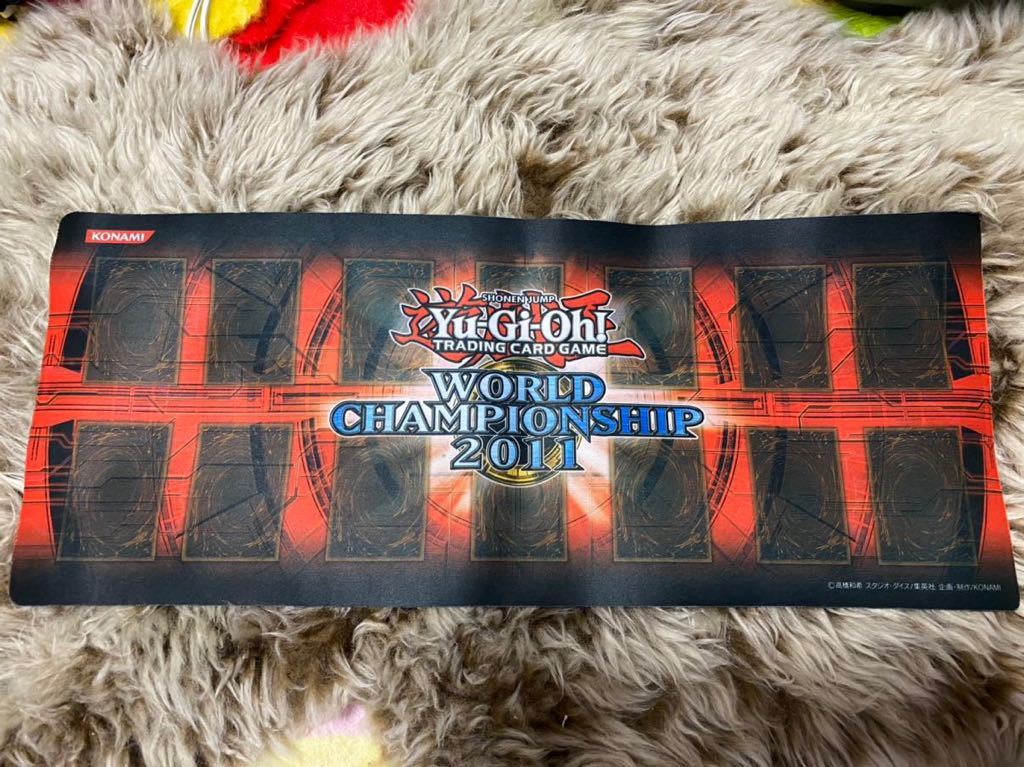 遊戯王 プレイマット WORLD CHAMPIONSHIP 2011 ワールドチャンピオン