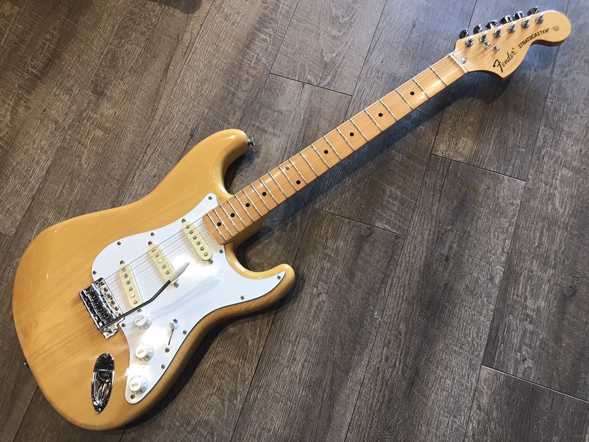 Fender Stratocaster 