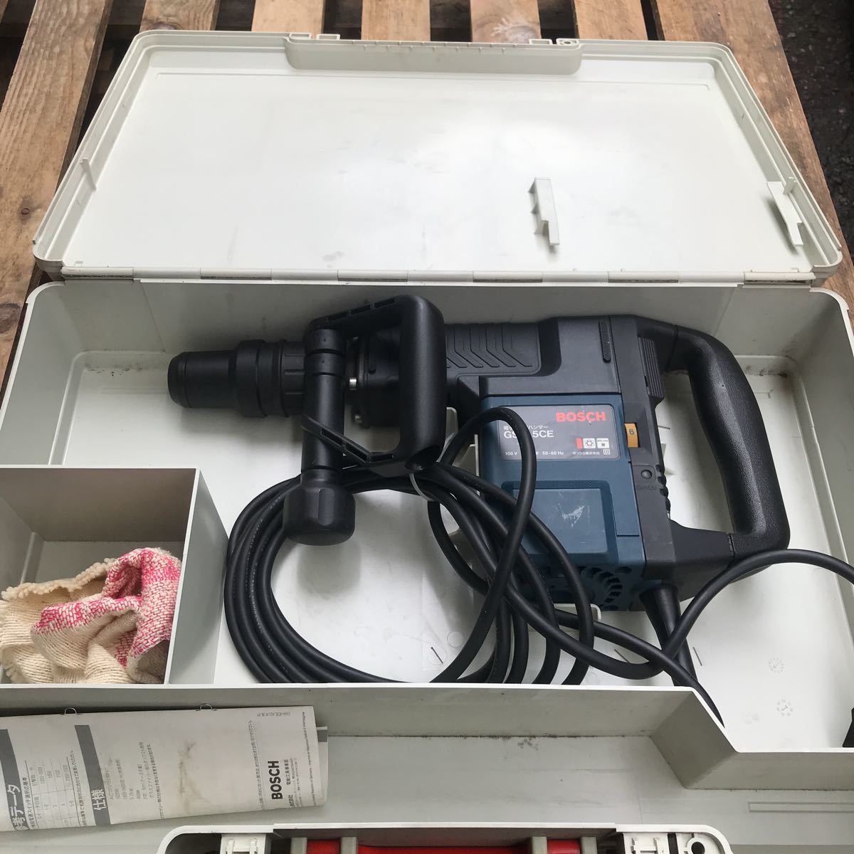ボッシュ　電子破つりハンマー　GSH5CE