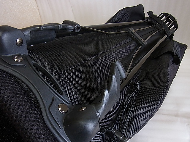 ☆UNDER　ARMOUR　アンダーアーマー　8.5型　スタンドBAG　黒Xグレー☆ アンダーアーマー UA UNDER ストーム ゴルフ 8分の通販