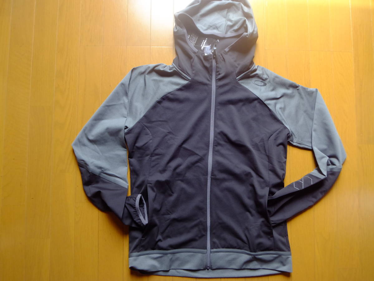  オークリー メンズL フード付 吸水速乾 ストレッチ 黒灰 412361JP 定価9200(オークリー)｜売買されたオークション情報、yahooの商品情報をアーカイブ公開 - オークファン ジャンパー、ジャケット
