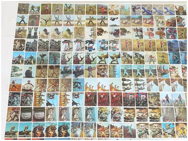 仮面ライダーカード カルビー製菓 3種合わせて約600枚まとめ売り アウトレット長島 価格 【ジャンク品】 当時物 カルビー製菓 旧 仮面