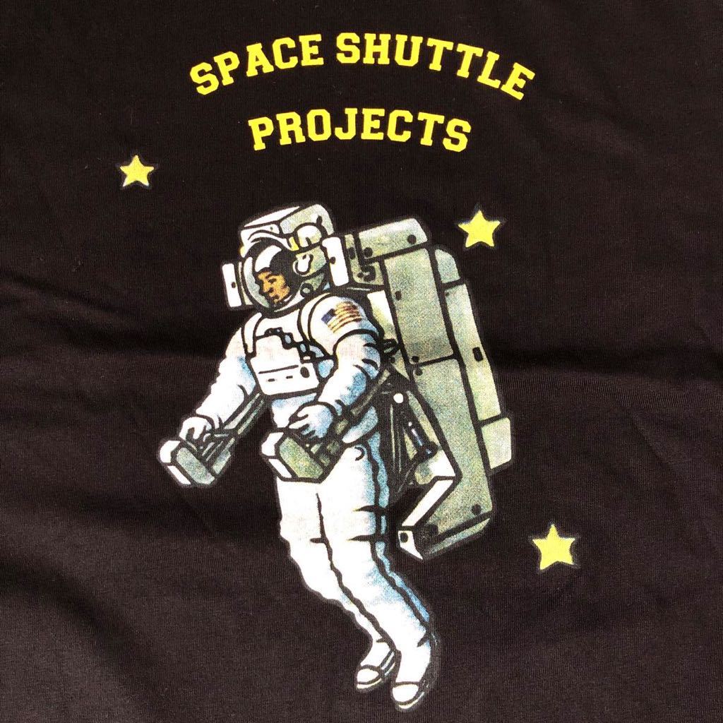 Nasa ナサ Tシャツ ジュニア150 女性xs相当要サイズ確認 黒 宇宙飛行士 イラストがオシャレ Nasa T Shirts ジーユー イラスト キャラクター 売買されたオークション情報 Yahooの商品情報をアーカイブ公開 オークファン Aucfan Com