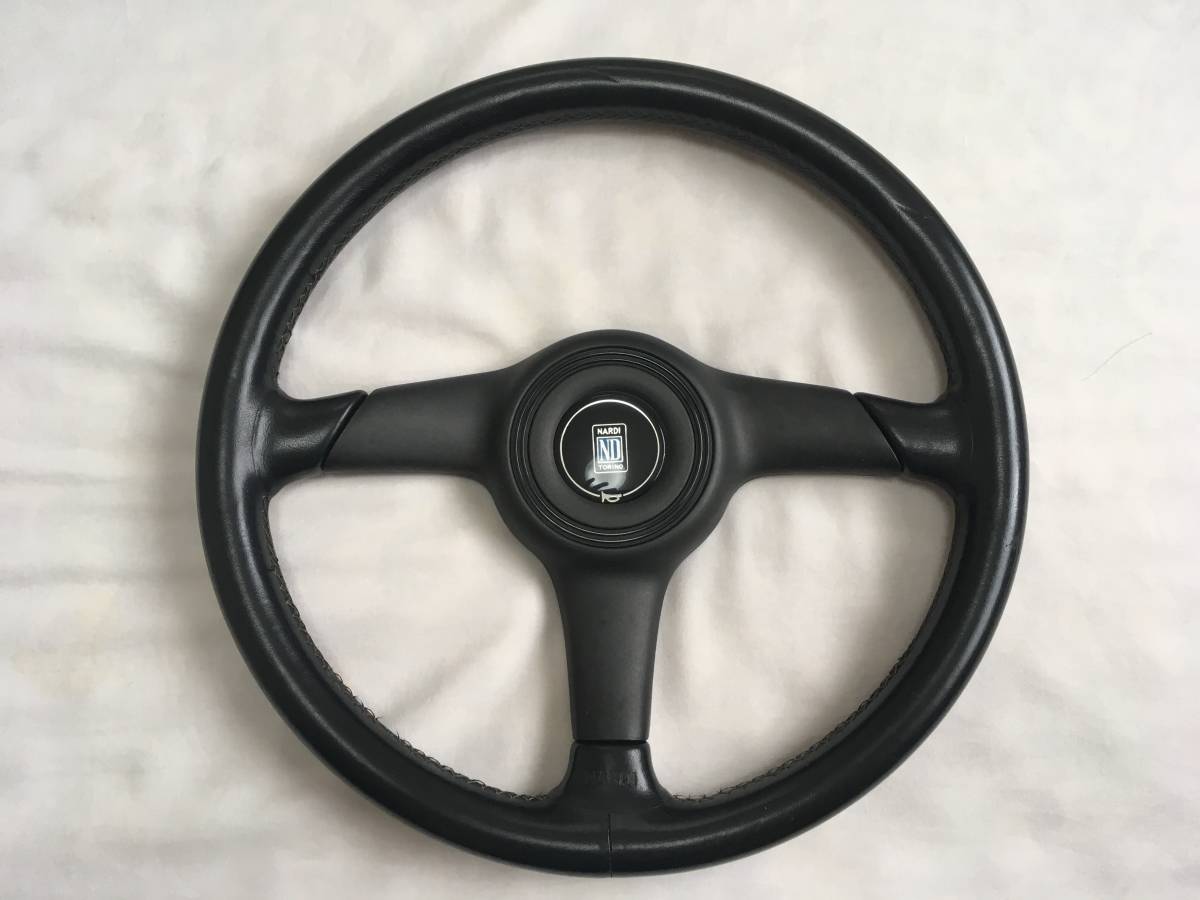 三*谷様 ☆極美品☆ナルディCLASSIC ウッド/ブラックスポーク（36φ）N