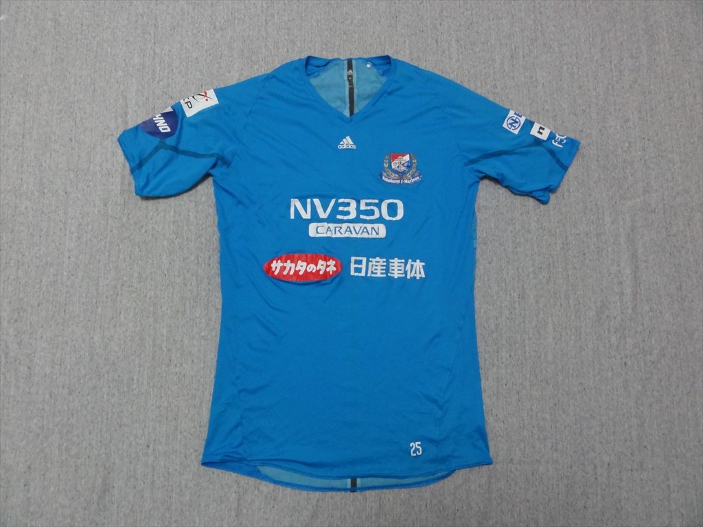 驚きの破格値，送料無料 正規品 アディダス製 横浜Fマリノス 中村 俊輔#25 実使用 インナーシャツ(Jリーグ)｜売買されたオークション情報、yahooの商品情報をアーカイブ公開 - オークファン ユニフォーム