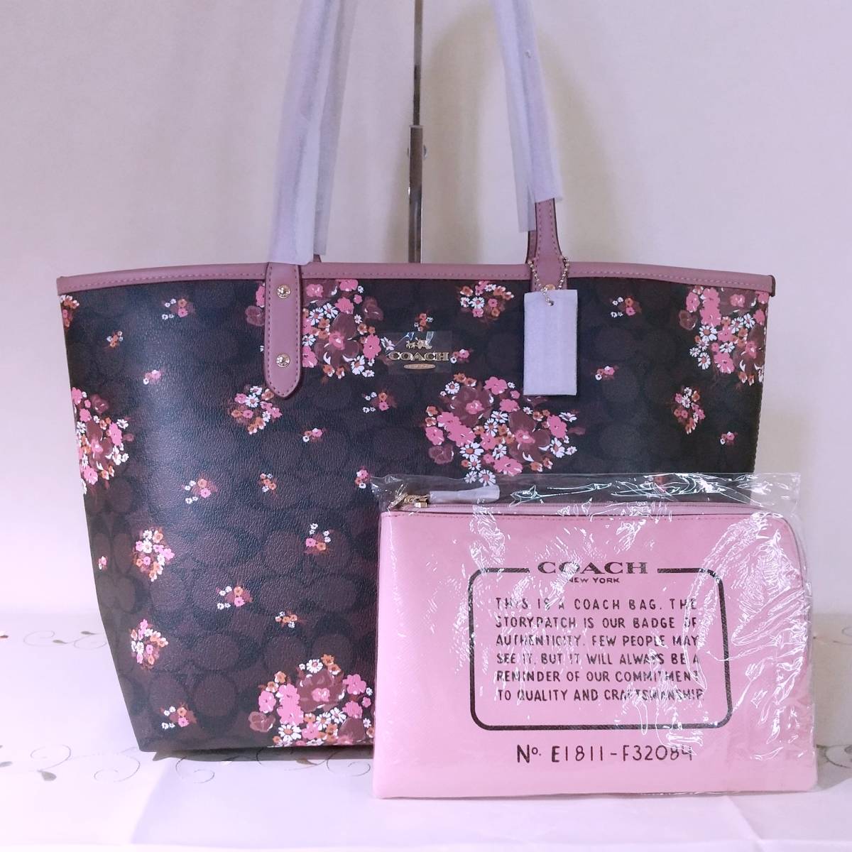 COACH コーチ シグネチャー レディース ブランド 二つ折り財布 ポーチ 