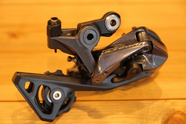 最安値 シマノ SHIMANO アルテグラ ULTEGRA RD-R8000 GS リアディレイラー ビチアモーレ パーツ館(リアディレイラー)｜売買されたオークション情報、yahooの商品情報をアーカイブ公開 - オークファン リアディレイラー