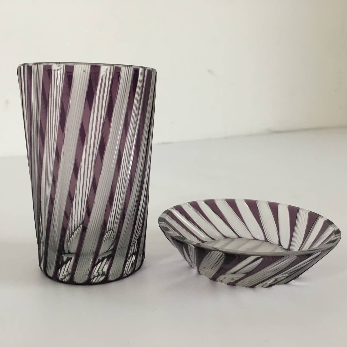 紫切子 レトロ硝子 コップ 昭和レトロ ウランガラス 紫切子 レトロ硝子 コップ 昭和レトロ ウランガラス ヴィンテージ