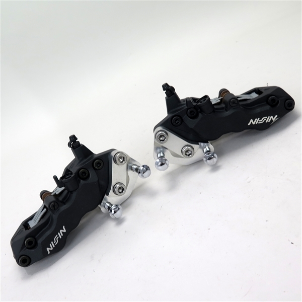 nekoです ♪ZZR1100/ZXT10D ニッシン 6POT フロントブレーキキャリパー/サポート