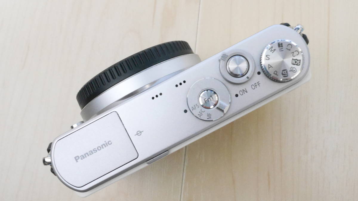 Panasonic DMC-GM1 - ホワイト Lumix | LUMIX Digital Camera 中古