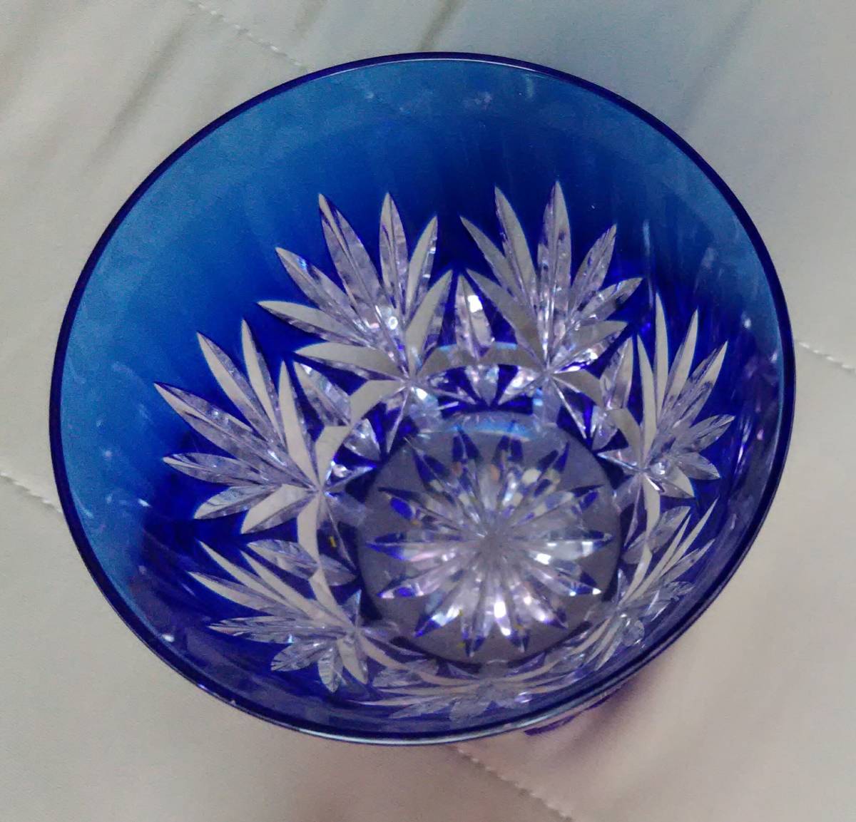 未使用品 希少品☆HOYA ホヤ 最高級 盛鉢 大鉢（切子、江戸切子、薩摩切子） 超希少 未使用美品 黒木国昭 綾切子 大鉢（切子 江戸切子 薩摩切子