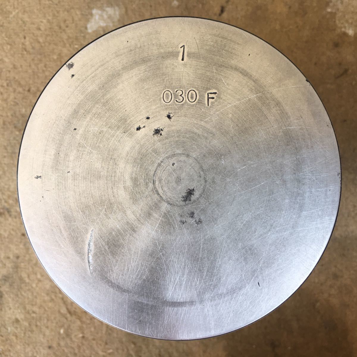 s764686572.5