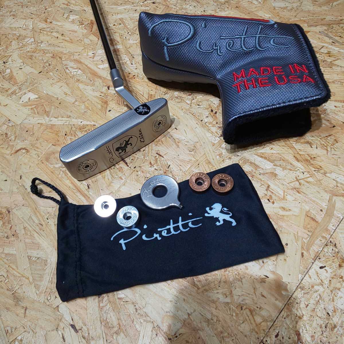  CUSTOM Piretti Cortino Elite Putter カスタム ピレッティ コルティノ エリート パター34.5インチ ライ角72&deg;(パター)｜売買されたオークション情報、yahooの商品情報をアーカイブ公開 - オークファン 男性右きき用