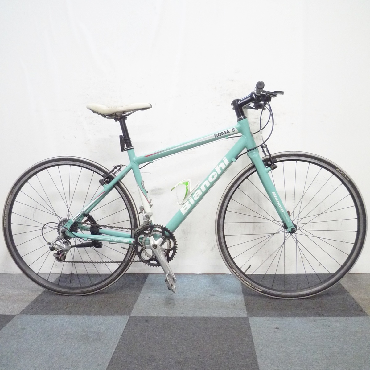 爆買い，人気 クロスバイク Bianchi ROMAII アルミフレーム 2&times;8 700&times;28C チェレステ ビアンキ ローマ(Mサイズ)｜売買されたオークション情報、yahooの商品情報をアーカイブ公開 - オークファン Mサイズ