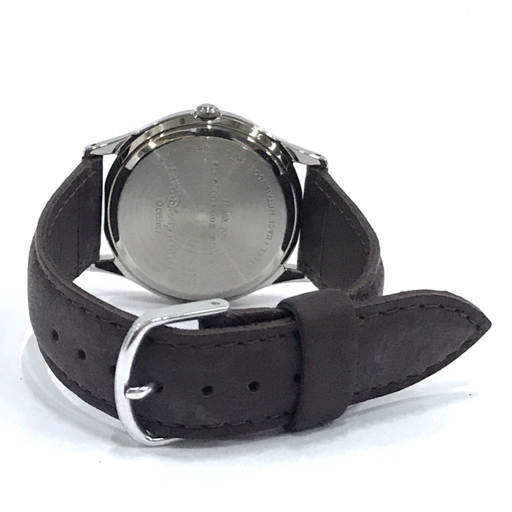 東京ディズニーリゾート 腕時計 V501 6x50 キャスト限定 5000時間勤務特典 クォーツ 未稼働 付属品有り ミッキーマウス 売買されたオークション情報 Yahooの商品情報をアーカイブ公開 オークファン Aucfan Com