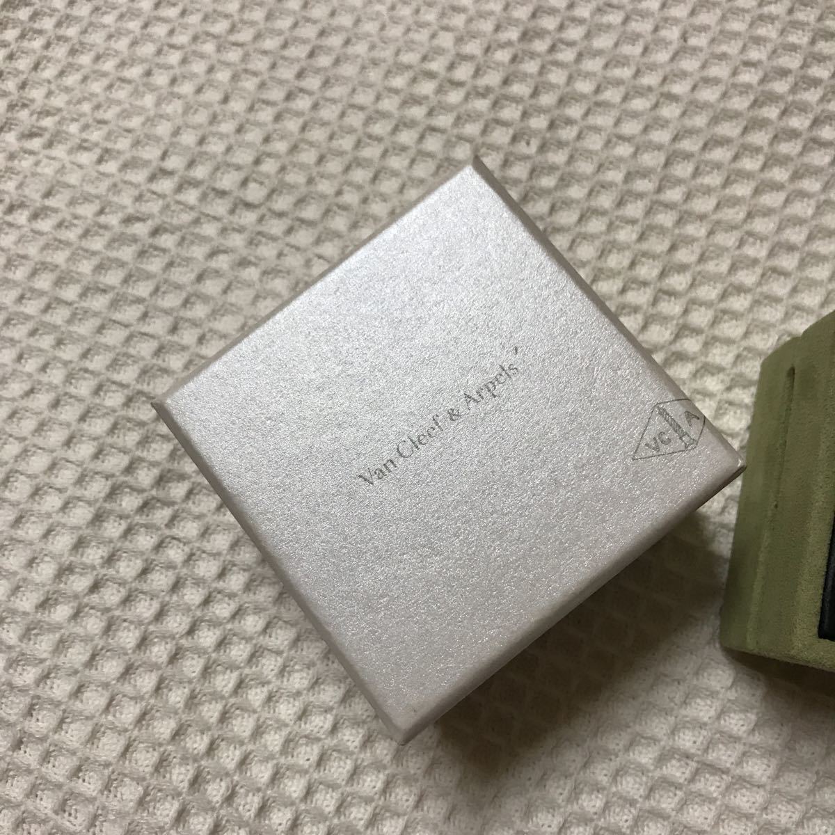 ヴァンクリーフ&アーペル ネックレス 空箱 ケース van cleef & arpels