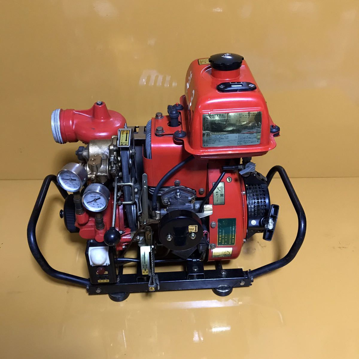 【爆買い，人気セール】 トーハツ 小型 消防ポンプ C-1 動作未確認み(ポンプ)｜売買されたオークション情報、yahooの商品情報をアーカイブ公開 - オークファン ポンプ