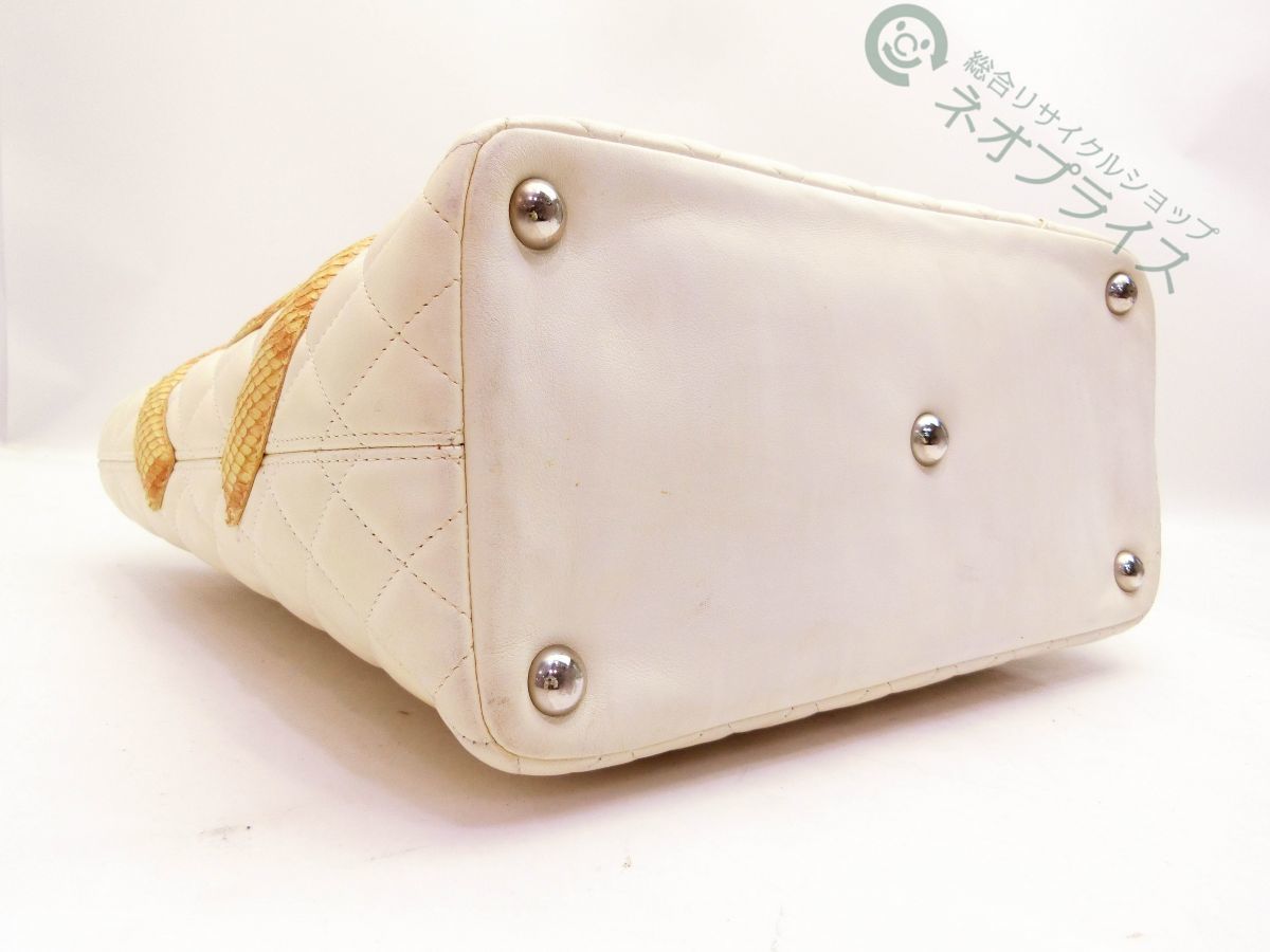◇N2253 CHANEL シャネル カンボンライン パイソン ラージ トート