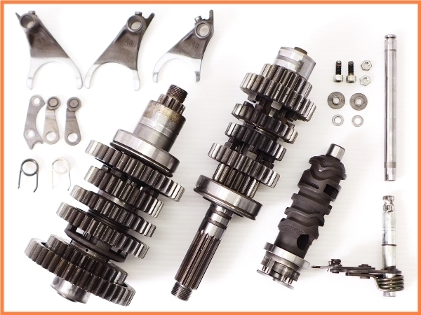 ☆ 『M2』良品♪ZZR1100-D 純正6速ミッションset♪実働車取外