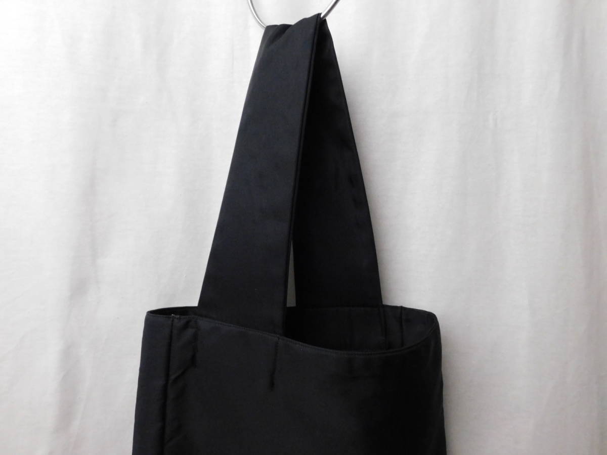 【人気，新品】 00s ビンテージ HELMUT LANG ヘルムートラング ワンストラップ トートバッグ 黒 ナイロン(その他)｜売買されたオークション情報、yahooの商品情報をアーカイブ公開 - オークファン その他