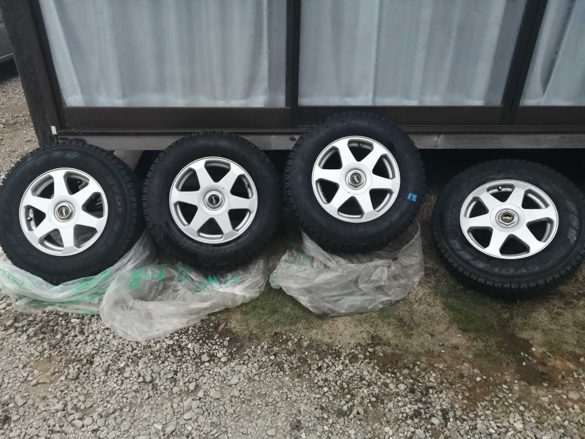 195/80r15 スタッドレス バリ山 ブリジストン製ホイールセット