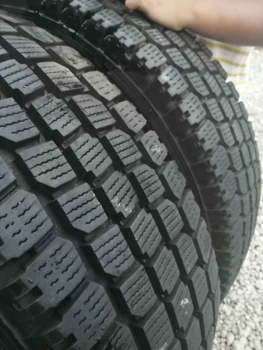 195/80r15 スタッドレス バリ山 ブリジストン製ホイールセット
