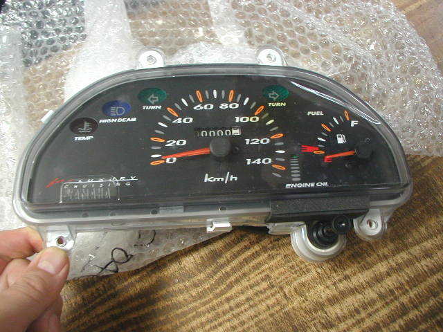 驚きの破格値，セール 40241 マジェスティ125 5CA メーターアセンブリー(ヤマハ用)｜売買されたオークション情報、yahooの商品情報をアーカイブ公開 - オークファン ヤマハ用