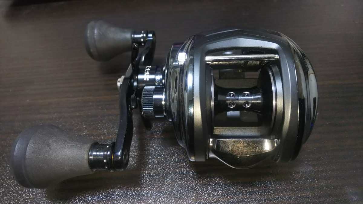 アブガルシア レボ3 ビースト左ハンドル REVO BEAST レボ (左 41-L 安い商品を