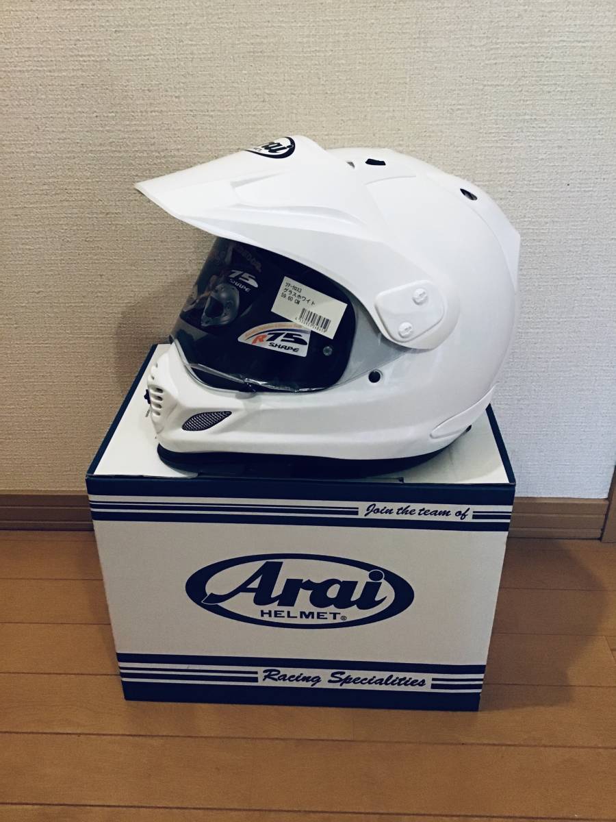 アライ　ツアークロス3 グラスホワイト　L59-60 使用頻度少な目 未使用】アライ ツアークロス3 サイズL 59 60 グラスホワイト Arai