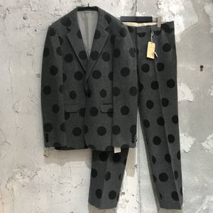 SASQUATCH FABRIXのYahoo!オークション(旧ヤフオク!)の相場・価格を 