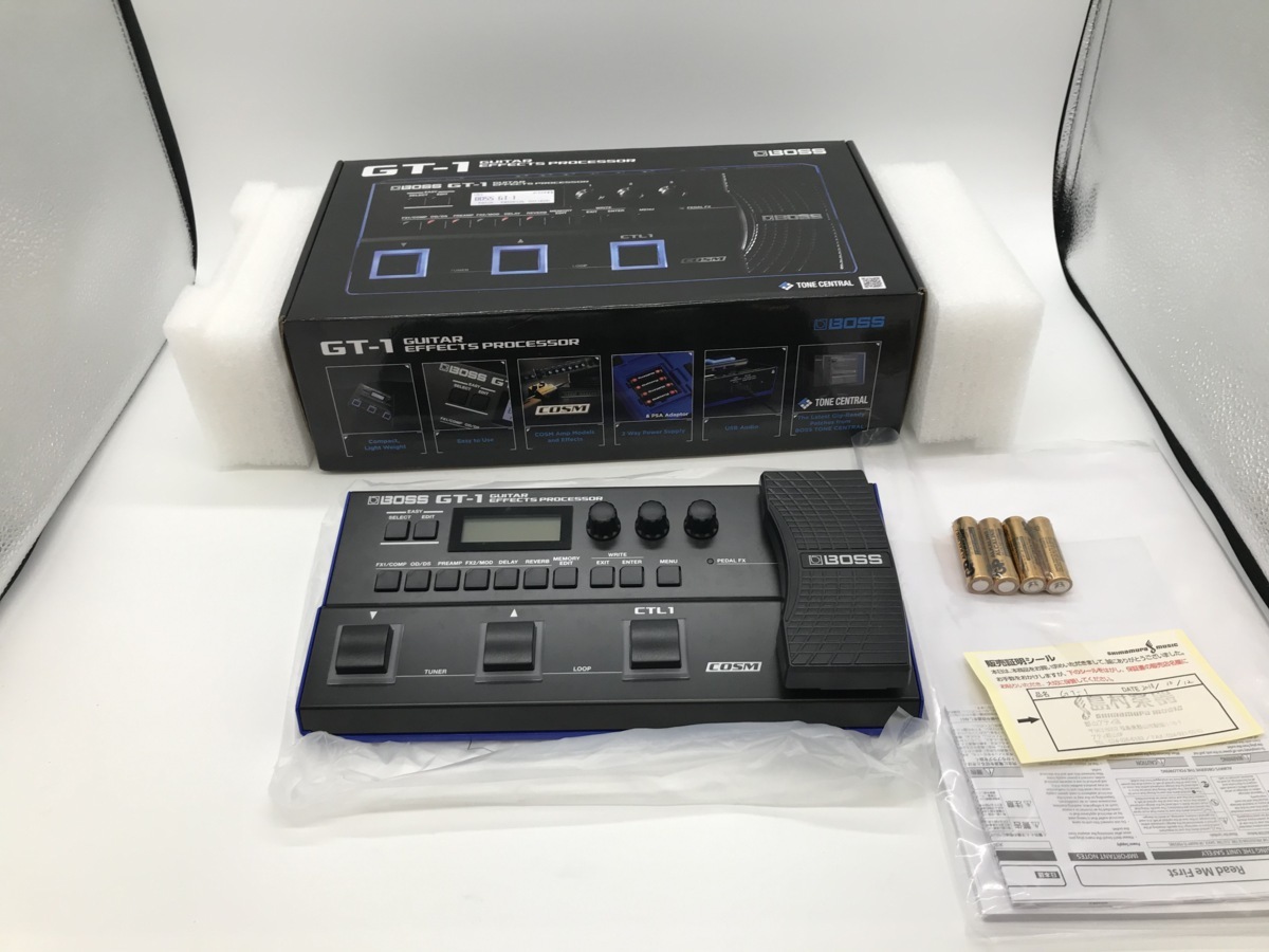 ☆良品☆BOSS ボス マルチエフェクター GT-1 電池未開封 ギター