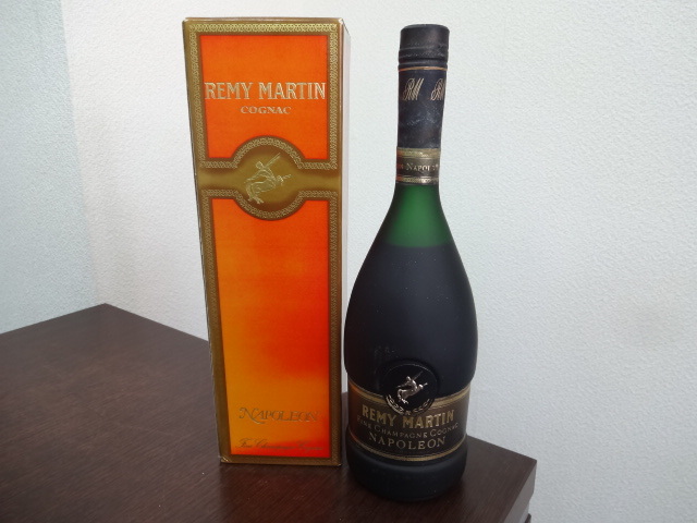 XO レミーマルタン MARTIN REMY スペシャル 700ml 未開栓