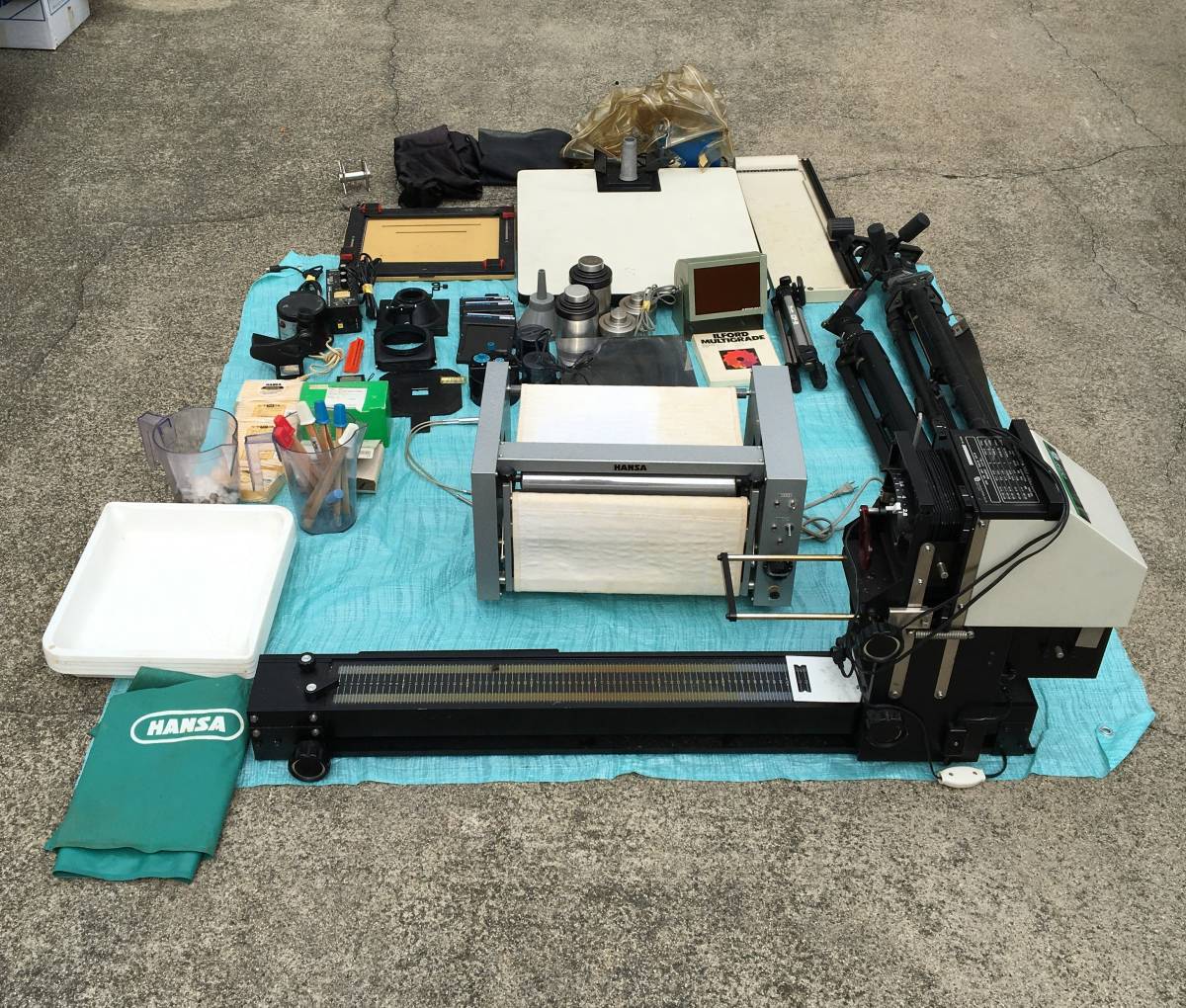 格安，正規品 直接引取限定 ジャンク FUJI 引伸機 A450 HANSA E-5653 ヒーターコントロール イーゼル 三脚 他 付属品 まとめてセット 11-10(暗室関連用品)｜売買されたオークション情報、yahooの商品情報をアーカ 暗室関連用品