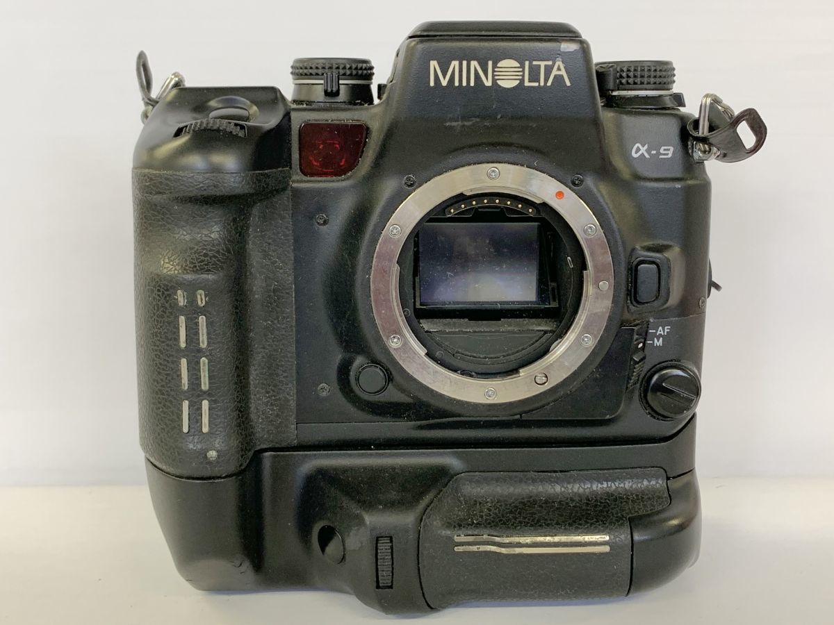 フィルム一眼の最終形態。スペックが最強過ぎる「MINOLTA α-9」を