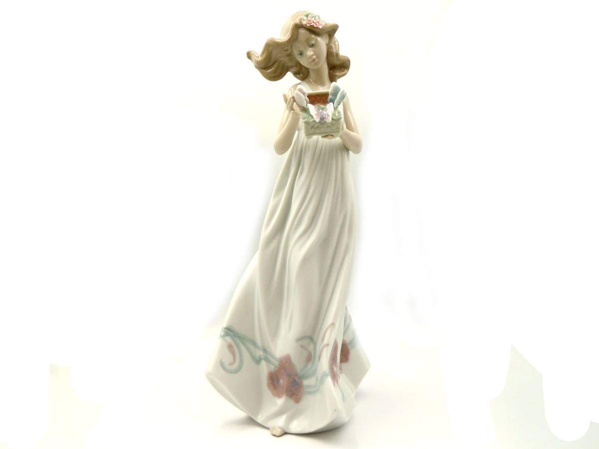 ALA036●箱付【LLADRO/リヤドロ】陶器人形「私の宝もの」高さ約31.5cm 01006777 置物 ■-