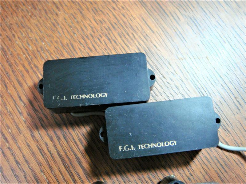 FERNANDES フェルナンデス F.G.I TECHNOLOGY S アクティブシングル 白