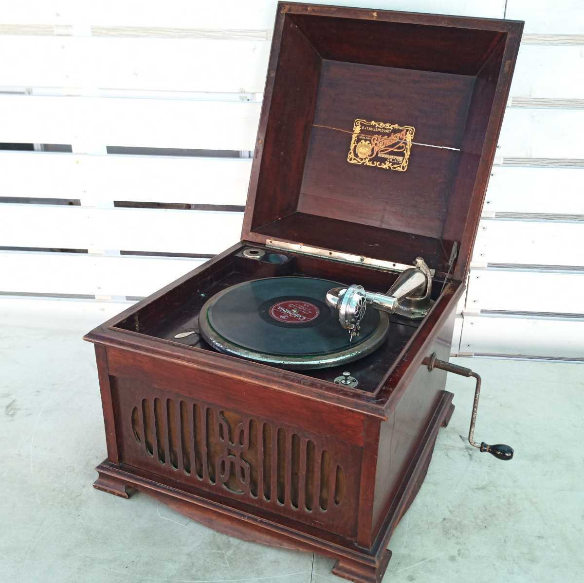 SALE，品質保証 ビンテージ STANDARD GODOGRAMOPHONE スタンダード 蓄音機 ESTABLISHD 1907 レトロ アンティーク 骨董品(本体)｜売買されたオークション情報、yahooの商品情報をアーカイブ公開 - オークファン 本体