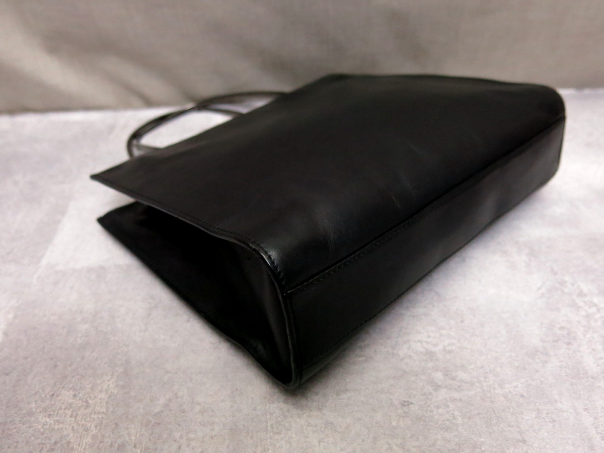 ○美品○GUCCI グッチ○カーフ レザー 本革○メタルハンドル ミニ 