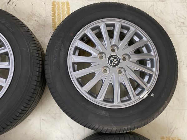 TOYOTA エスクァイヤ純正ホイール 195 65 15 トヨタ エスクァイア 純正 ZWR8015インチアルミ トヨタ純正