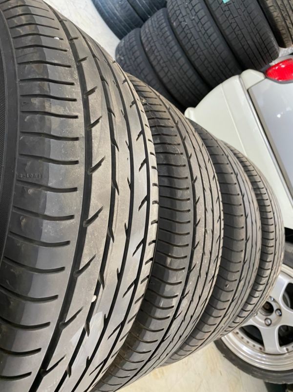 トヨタ エスクァイア 純正 ZWR8015インチアルミ トヨタ純正