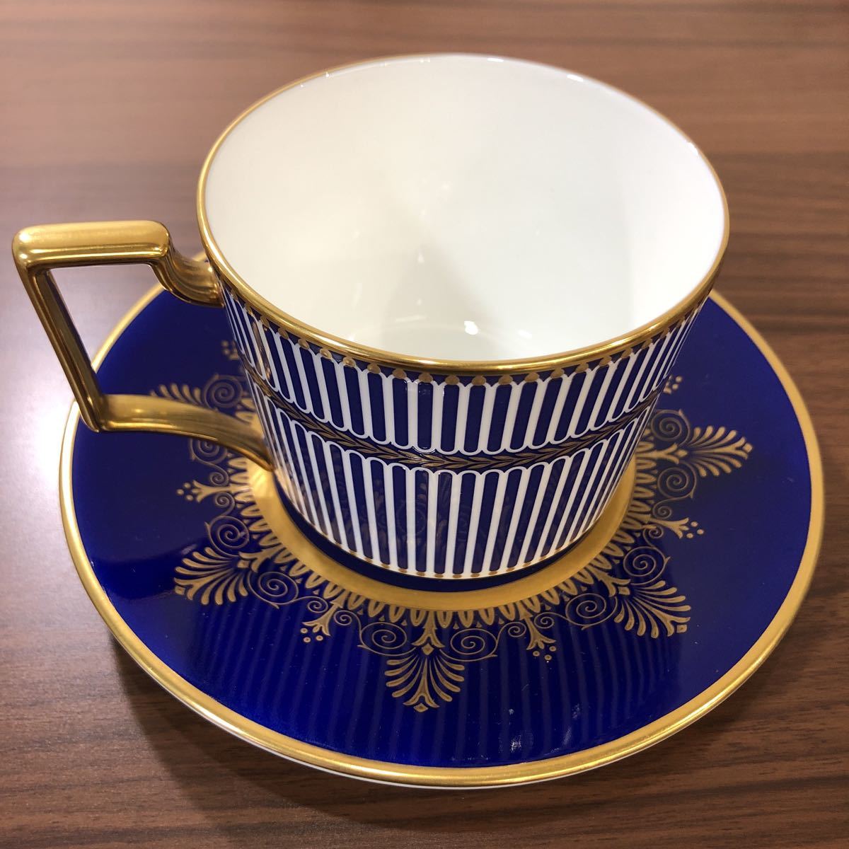 アンセミオン グレイ プレート (Wedgwood) ウェッジウッド＞秋の食卓に