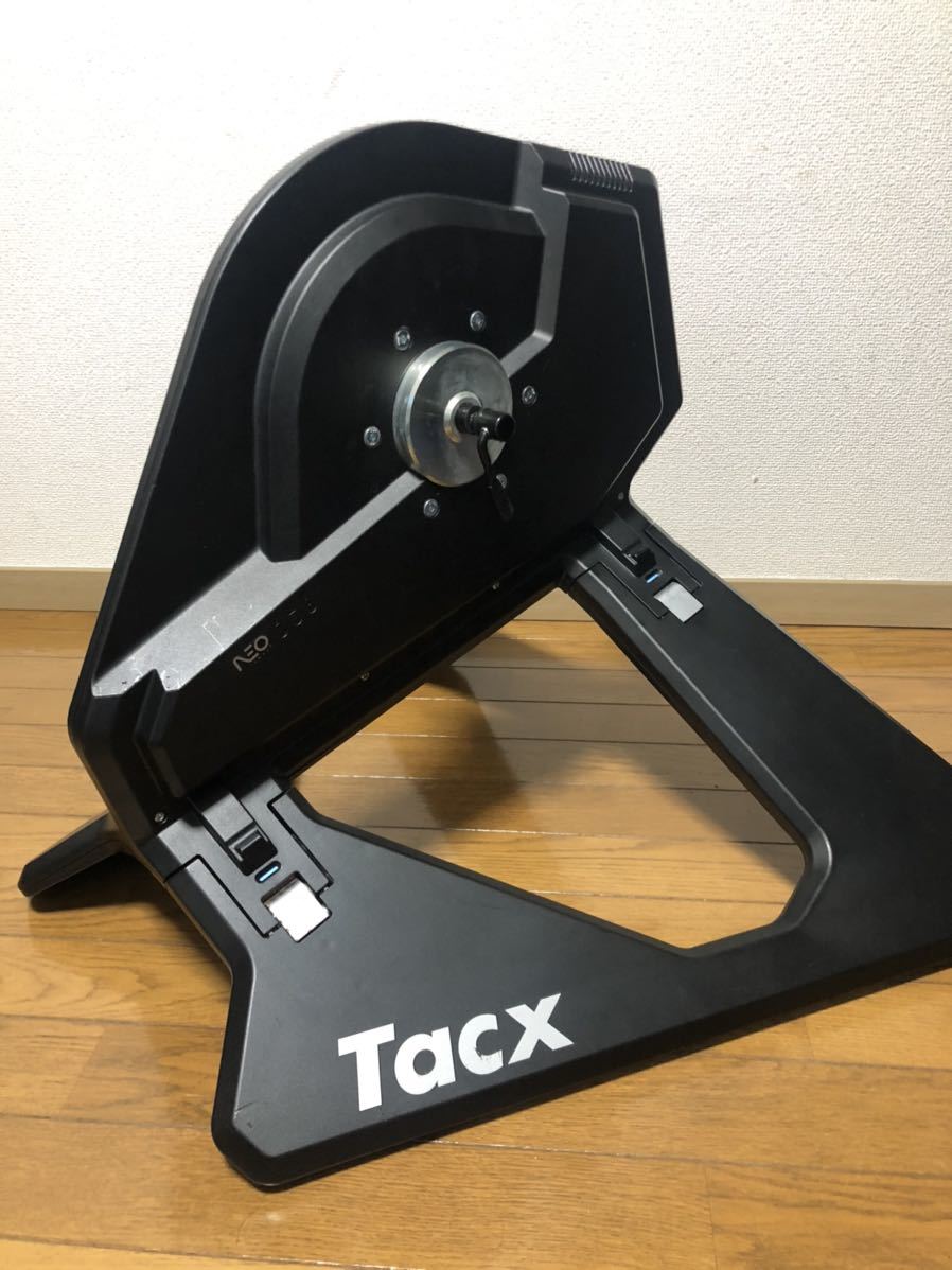 Tacx NEO Smart タックス スマートトレーナー ダイレクトドライブ Tacx NEO Smart 3M ) T2875