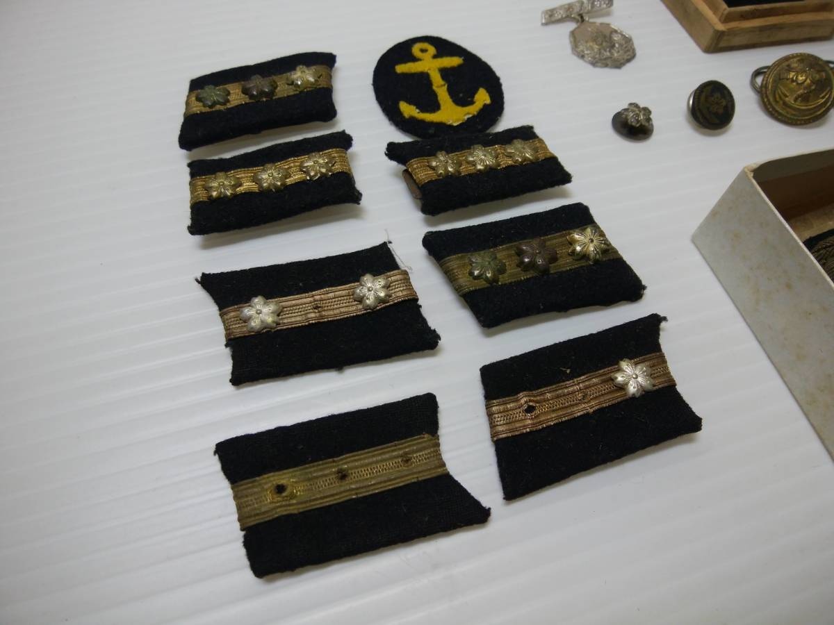旧日本軍 襟章 階級章 桜章 実物 まとめて 肩章 勲章用 当時物 -