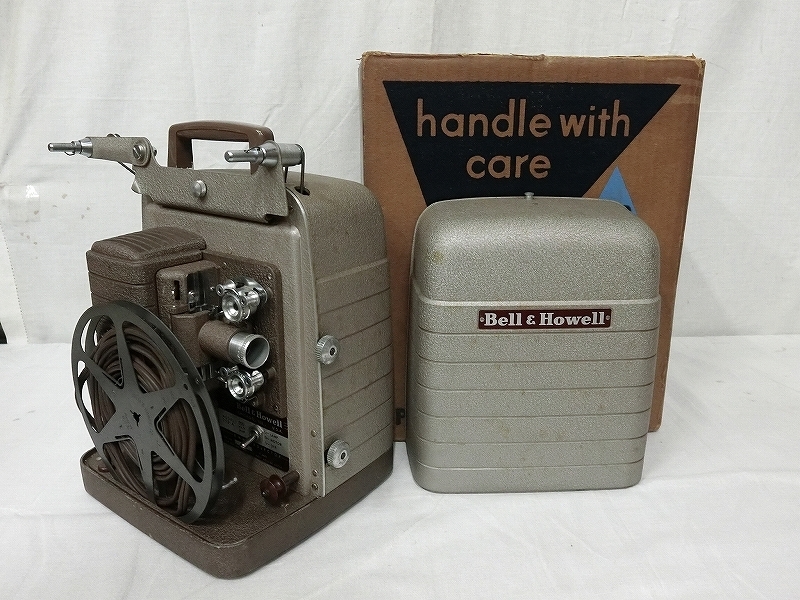 B3141 ベル＆ハウエル Bell & Howell 253-A 8ミリ 映写機 箱 レトロ Bell | \u0026 W&frasl;Case Co., howellの通販