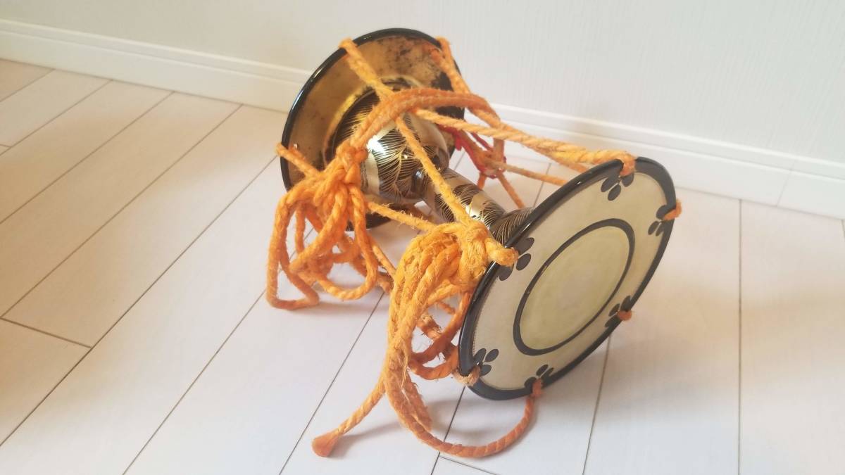時代物 つづみ 鼓 打楽器 和楽器 和太鼓 骨董 インテリア 皮張り 小鼓