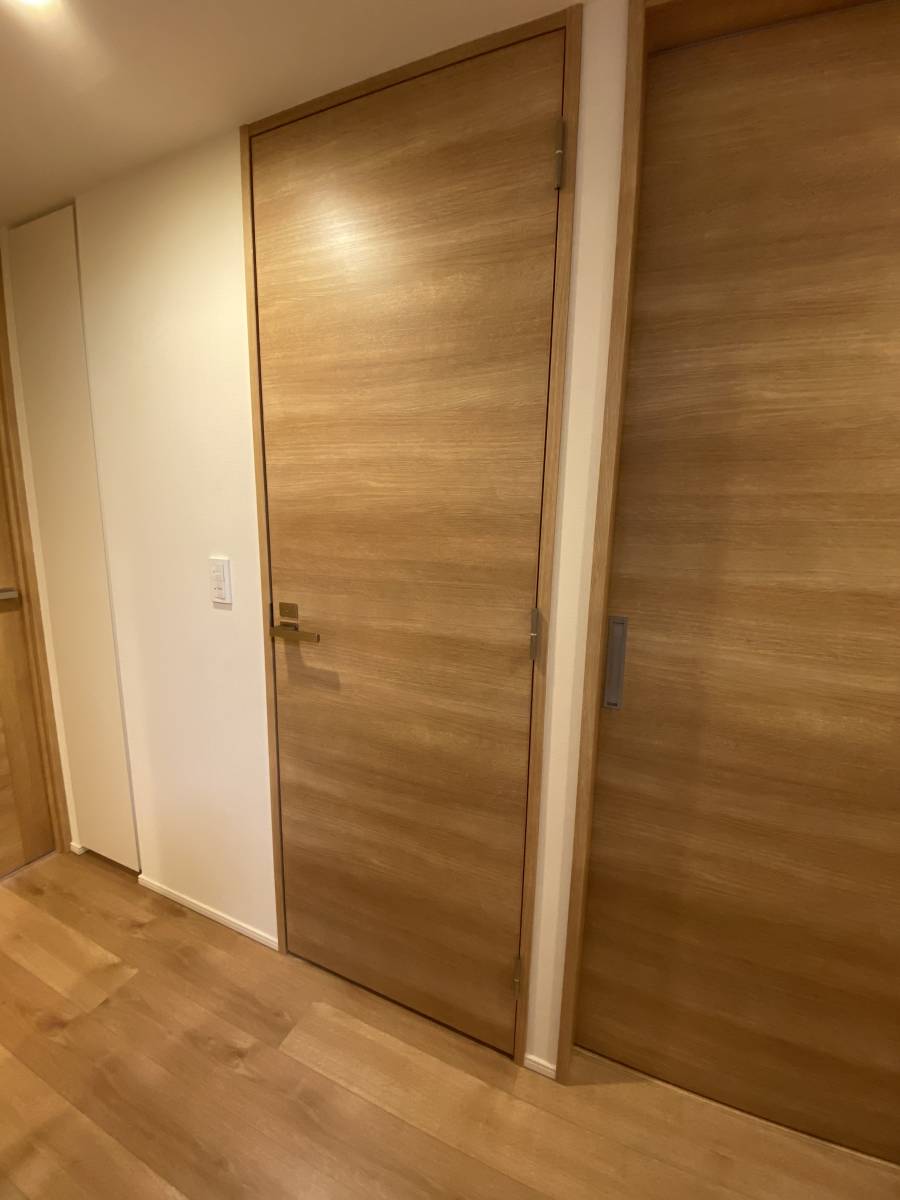 定番，安い B-109 建具/室内ドア/トイレドア/外枠付属 /リフォーム最適 /展示品(室内用)｜売買されたオークション情報、yahooの商品情報をアーカイブ公開 - オークファン 建具